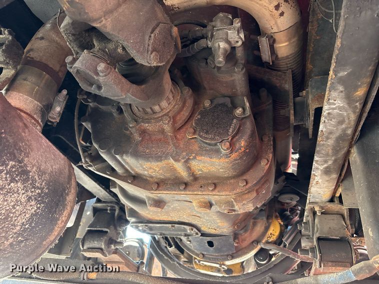 image for item EC4356 2002 GMC C8500 flatbed truck