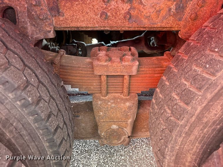 image for item EC4356 2002 GMC C8500 flatbed truck