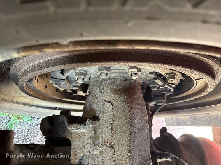 image for item EC4356 2002 GMC C8500 flatbed truck