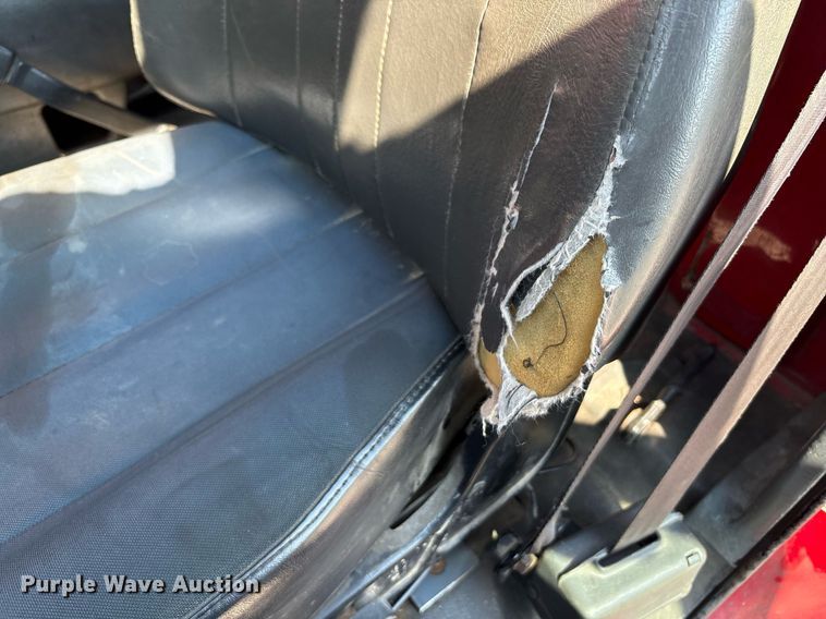 image for item EC4356 2002 GMC C8500 flatbed truck