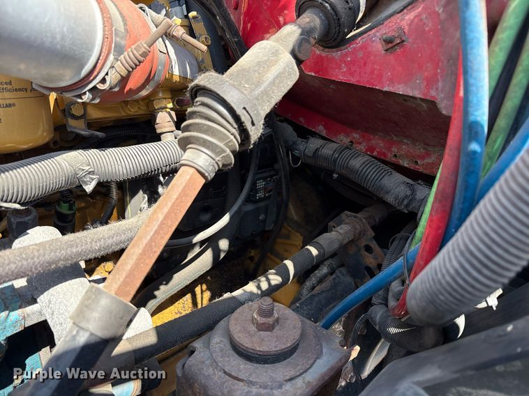 image for item EC4356 2002 GMC C8500 flatbed truck