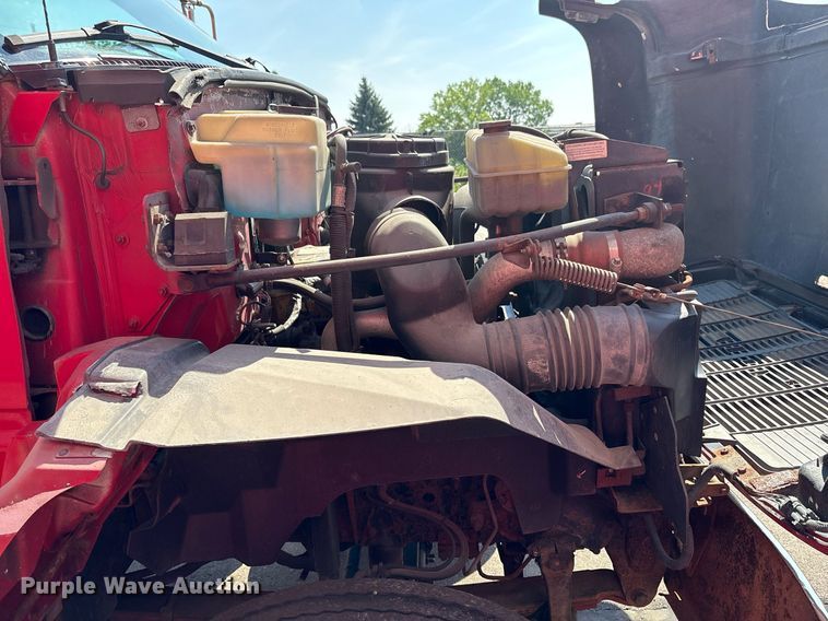 image for item EC4356 2002 GMC C8500 flatbed truck