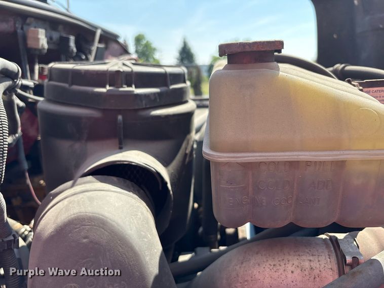 image for item EC4356 2002 GMC C8500 flatbed truck