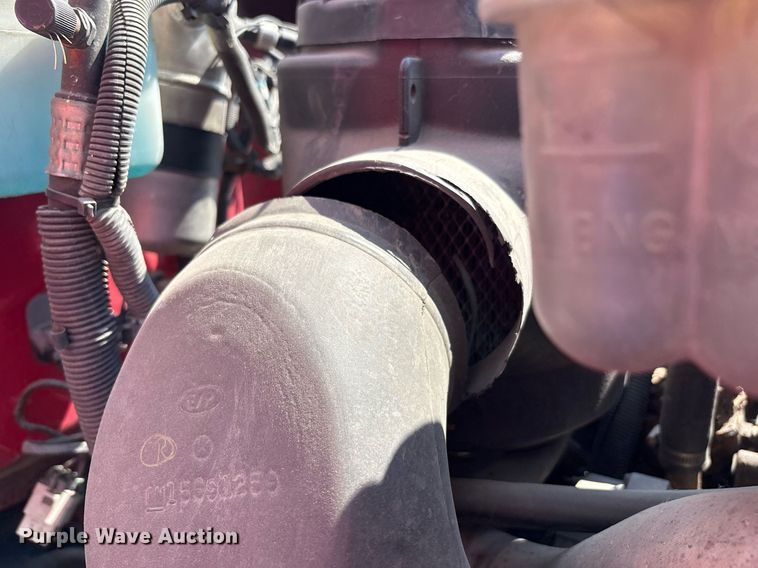 image for item EC4356 2002 GMC C8500 flatbed truck