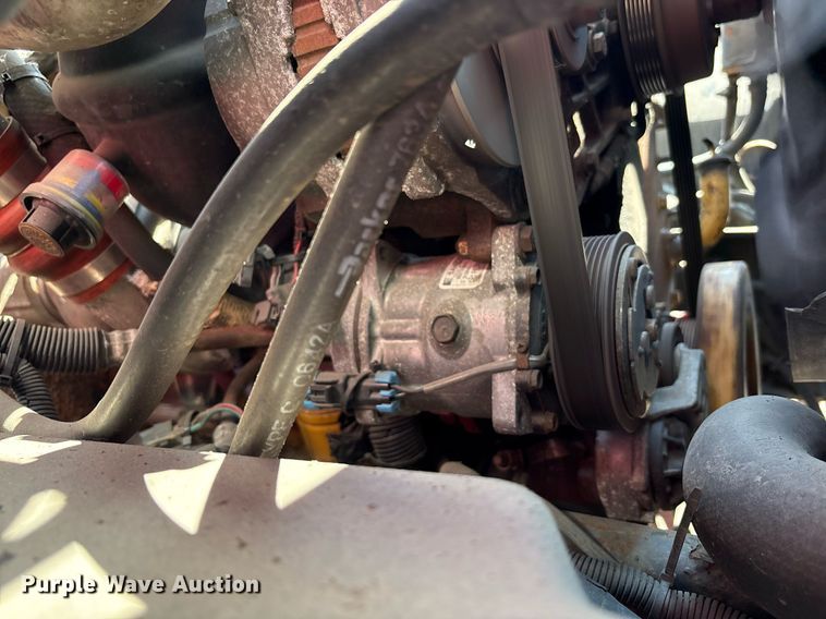 image for item EC4356 2002 GMC C8500 flatbed truck