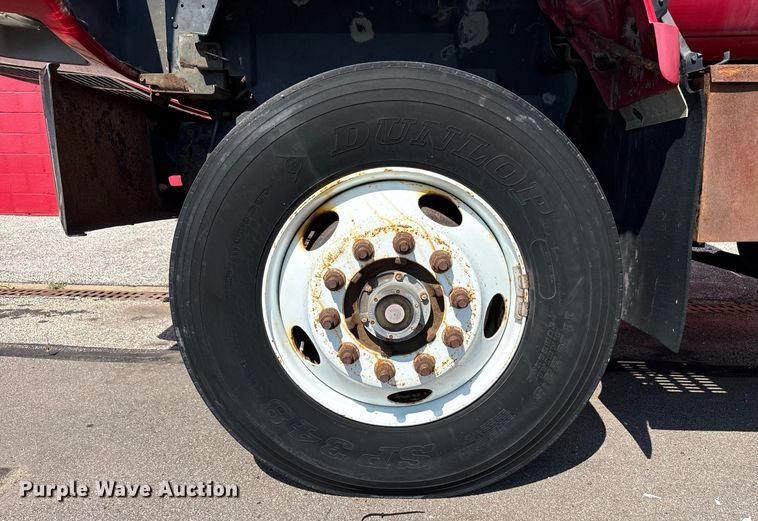 image for item EC4356 2002 GMC C8500 flatbed truck