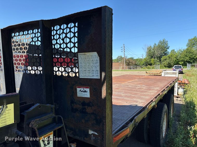 image for item EC4358 2001 International 2674 crane truck