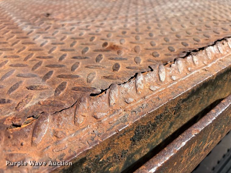 image for item EC4358 2001 International 2674 crane truck