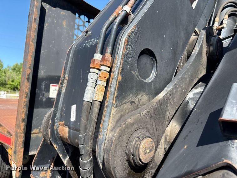 image for item EC4358 2001 International 2674 crane truck