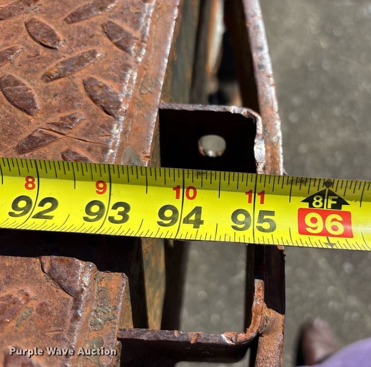 image for item EC4358 2001 International 2674 crane truck