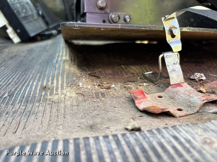 image for item EC4358 2001 International 2674 crane truck