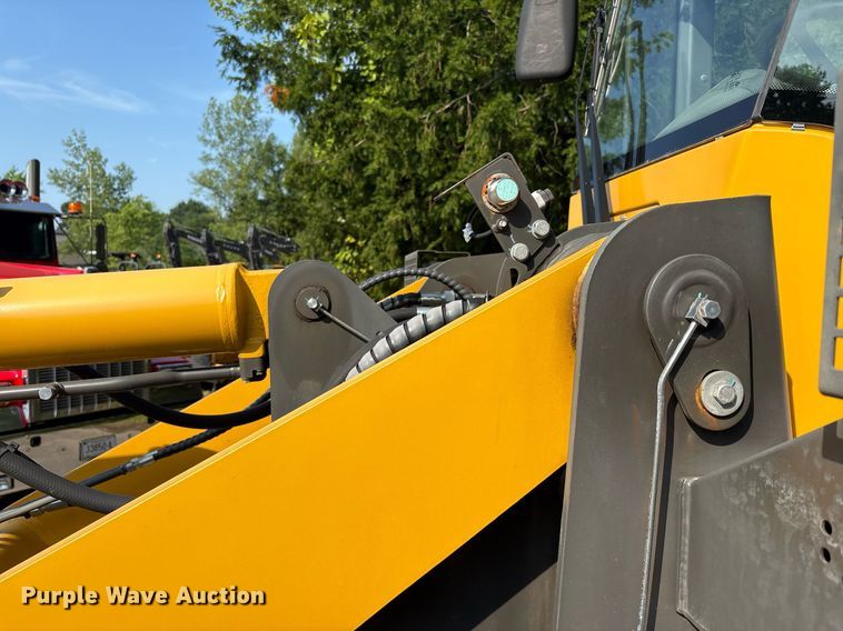 image for item EC4361 2022 SDLG L938F wheel loader