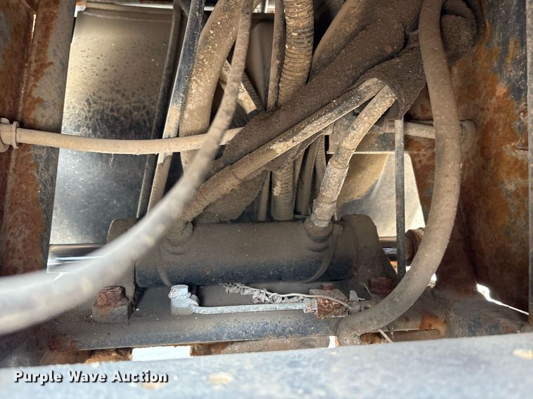 image for item EC4367 2005 Kubota RTV900 utility vehicle