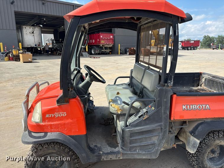 image for item EC4367 2005 Kubota RTV900 utility vehicle