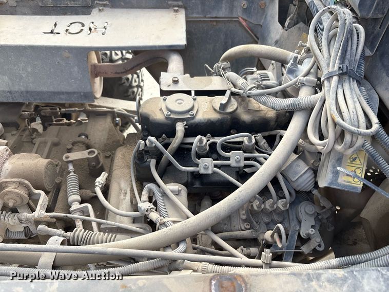 image for item EC4367 2005 Kubota RTV900 utility vehicle