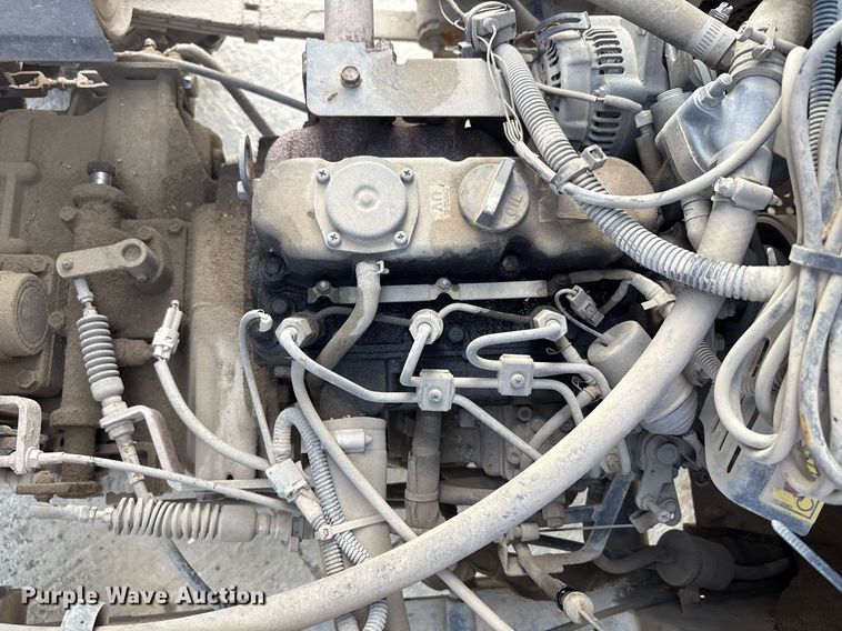 image for item EC4367 2005 Kubota RTV900 utility vehicle