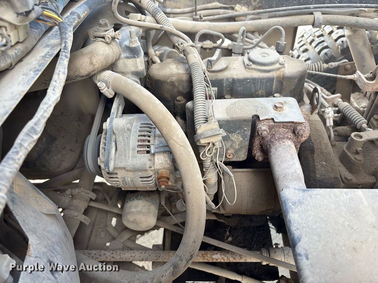 image for item EC4367 2005 Kubota RTV900 utility vehicle