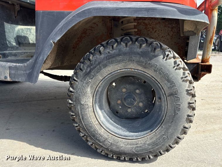 image for item EC4367 2005 Kubota RTV900 utility vehicle