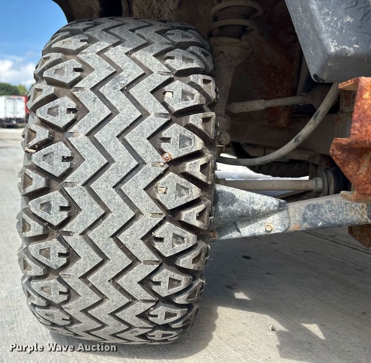 image for item EC4367 2005 Kubota RTV900 utility vehicle