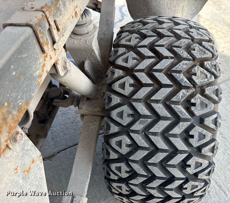 image for item EC4367 2005 Kubota RTV900 utility vehicle