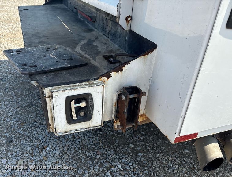 image for item EC4368 2016 Ford F450 Super Duty Crew Cab utility / service truck