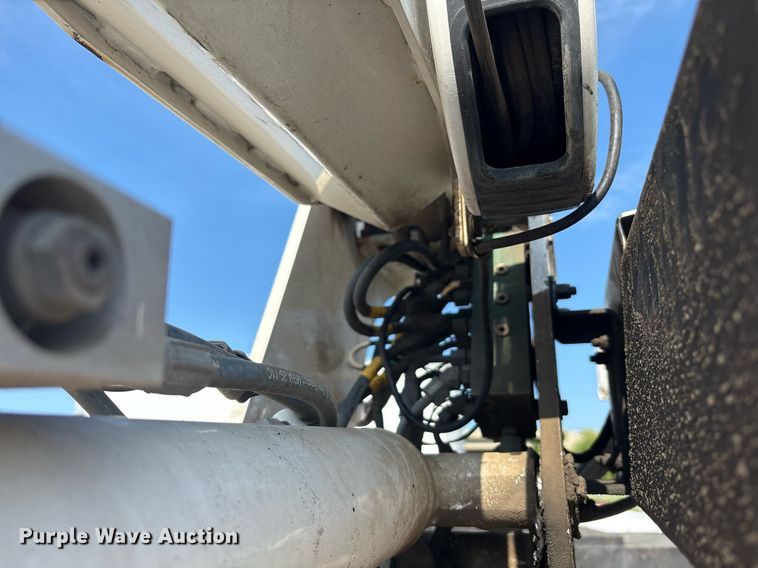 image for item EC4368 2016 Ford F450 Super Duty Crew Cab utility / service truck