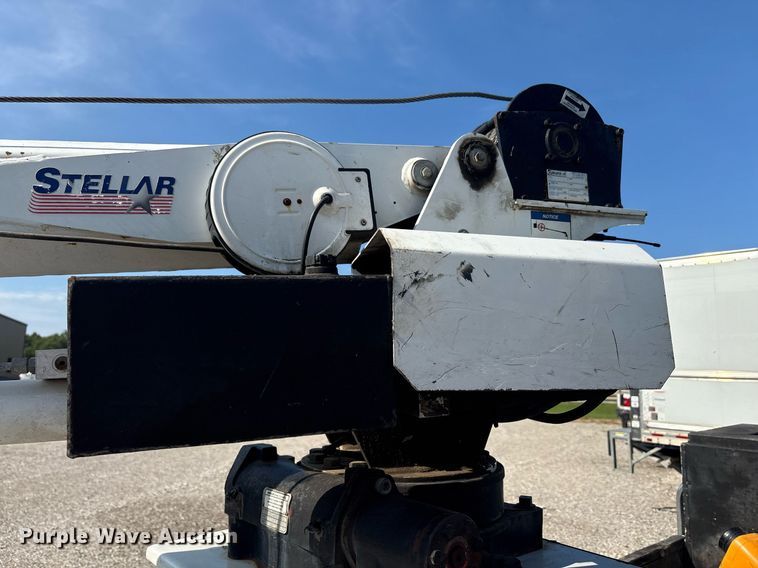 image for item EC4368 2016 Ford F450 Super Duty Crew Cab utility / service truck