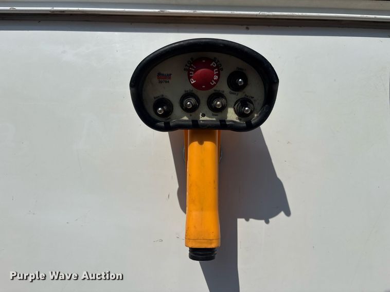 image for item EC4368 2016 Ford F450 Super Duty Crew Cab utility / service truck