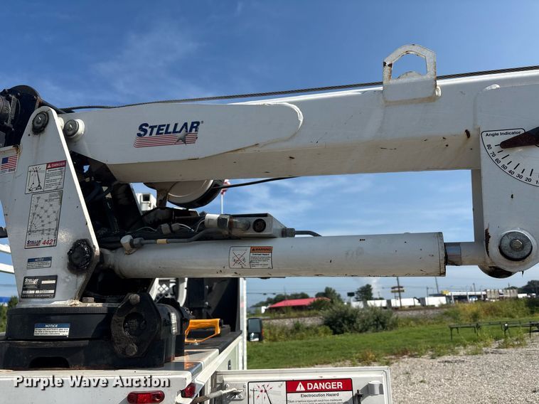 image for item EC4368 2016 Ford F450 Super Duty Crew Cab utility / service truck