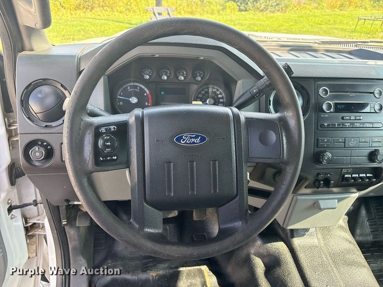 image for item EC4368 2016 Ford F450 Super Duty Crew Cab utility / service truck