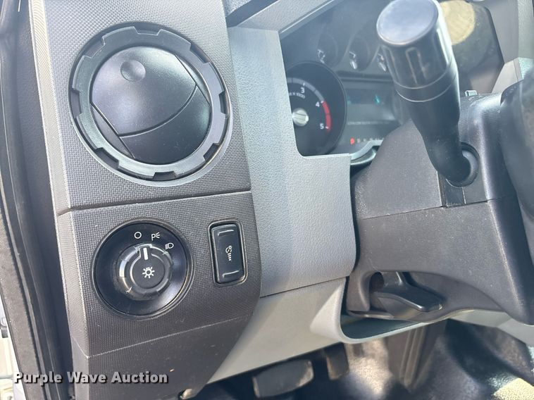 image for item EC4368 2016 Ford F450 Super Duty Crew Cab utility / service truck