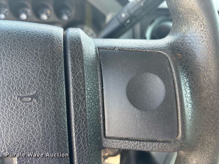 image for item EC4368 2016 Ford F450 Super Duty Crew Cab utility / service truck