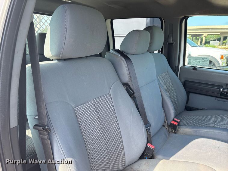 image for item EC4368 2016 Ford F450 Super Duty Crew Cab utility / service truck