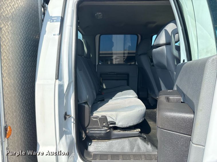 image for item EC4368 2016 Ford F450 Super Duty Crew Cab utility / service truck