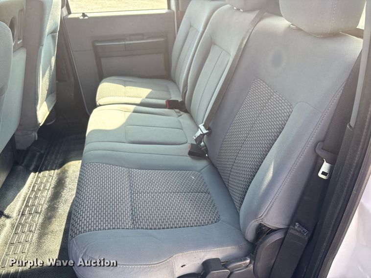 image for item EC4368 2016 Ford F450 Super Duty Crew Cab utility / service truck