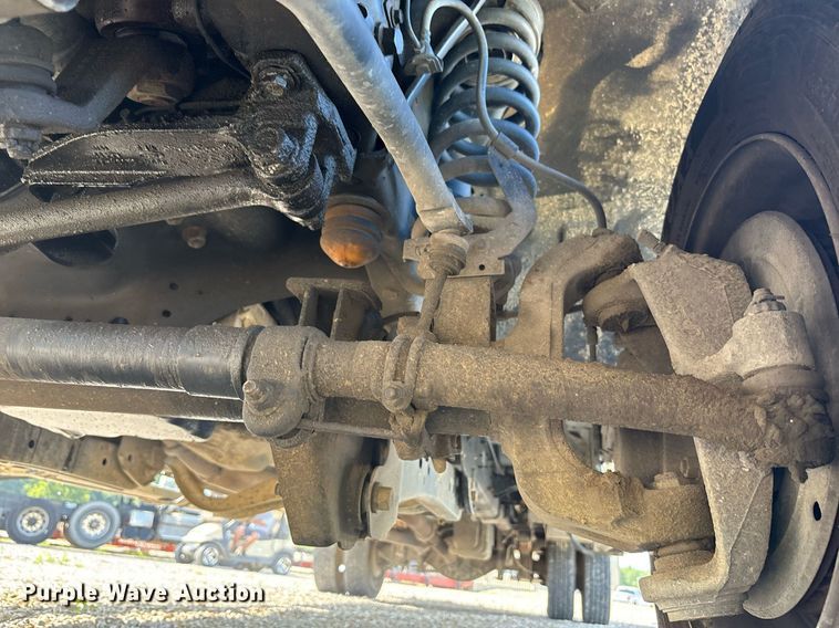 image for item EC4368 2016 Ford F450 Super Duty Crew Cab utility / service truck