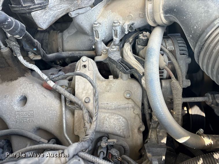 image for item EC4368 2016 Ford F450 Super Duty Crew Cab utility / service truck