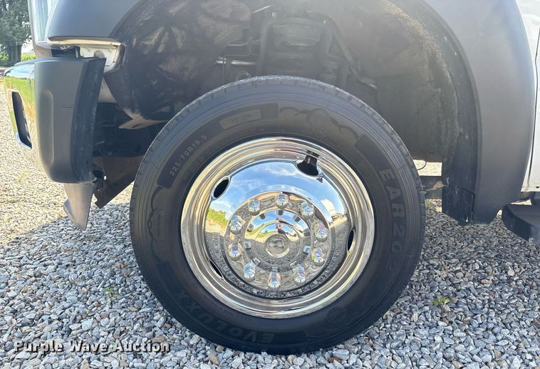 image for item EC4368 2016 Ford F450 Super Duty Crew Cab utility / service truck