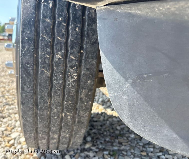 image for item EC4368 2016 Ford F450 Super Duty Crew Cab utility / service truck