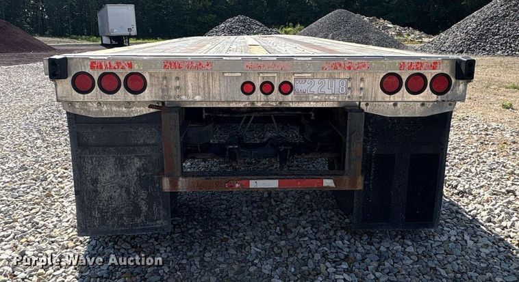 image for item EC4369 1998 Utility FS2CHA flatbed trailer