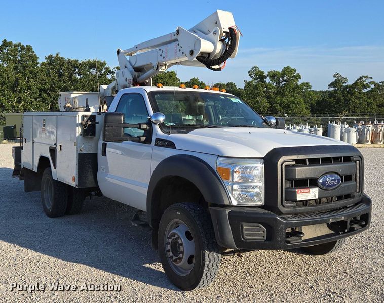 CAMIóN CON CANASTILLA 2016 FORD ETI