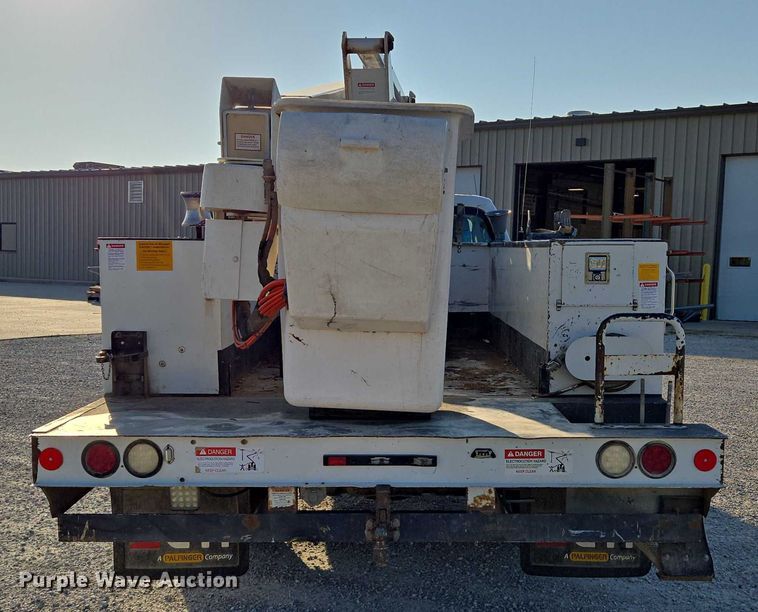 image for item ED2164 2016 Ford F550 Super Duty XL bucket truck