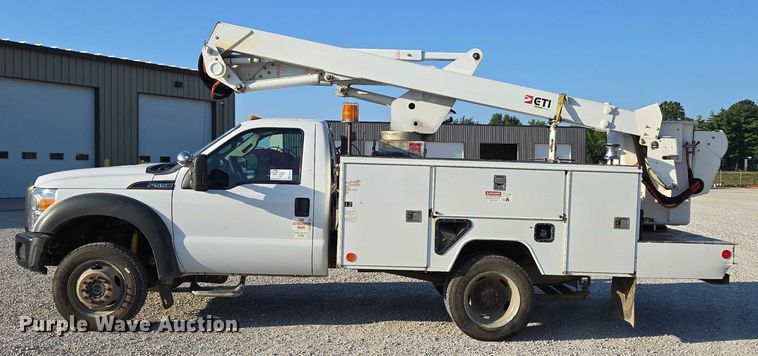 image for item ED2164 2016 Ford F550 Super Duty XL bucket truck