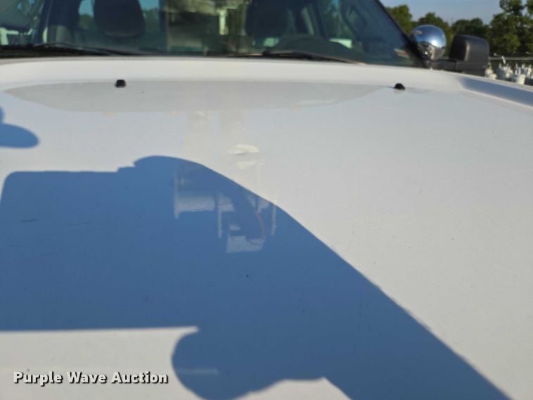 image for item ED2164 2016 Ford F550 Super Duty XL bucket truck