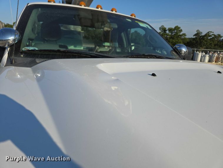 image for item ED2164 2016 Ford F550 Super Duty XL bucket truck