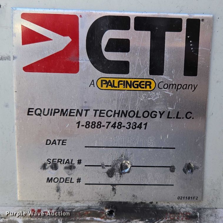 image for item ED2164 2016 Ford F550 Super Duty XL bucket truck