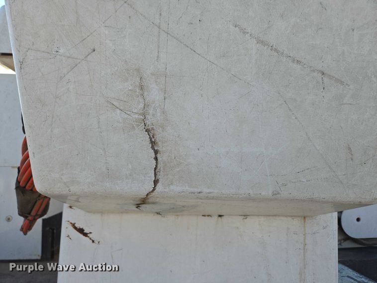 image for item ED2164 2016 Ford F550 Super Duty XL bucket truck