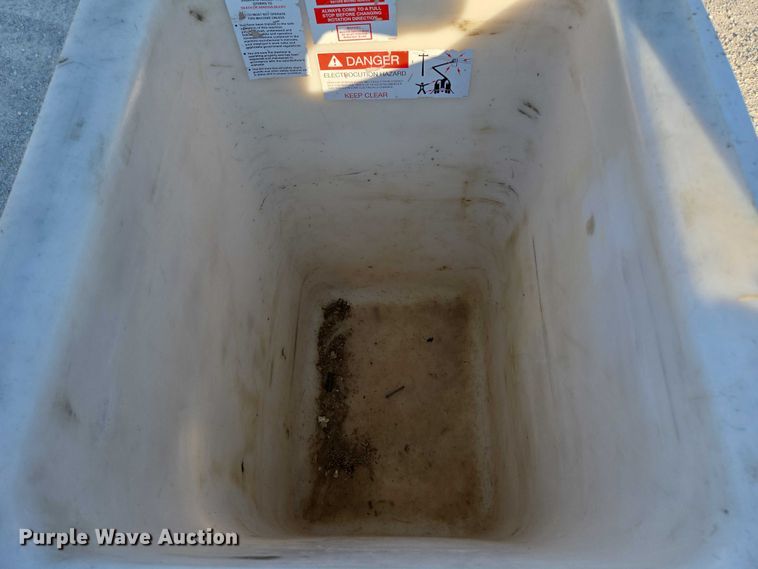 image for item ED2164 2016 Ford F550 Super Duty XL bucket truck