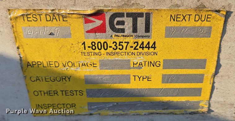 image for item ED2164 2016 Ford F550 Super Duty XL bucket truck