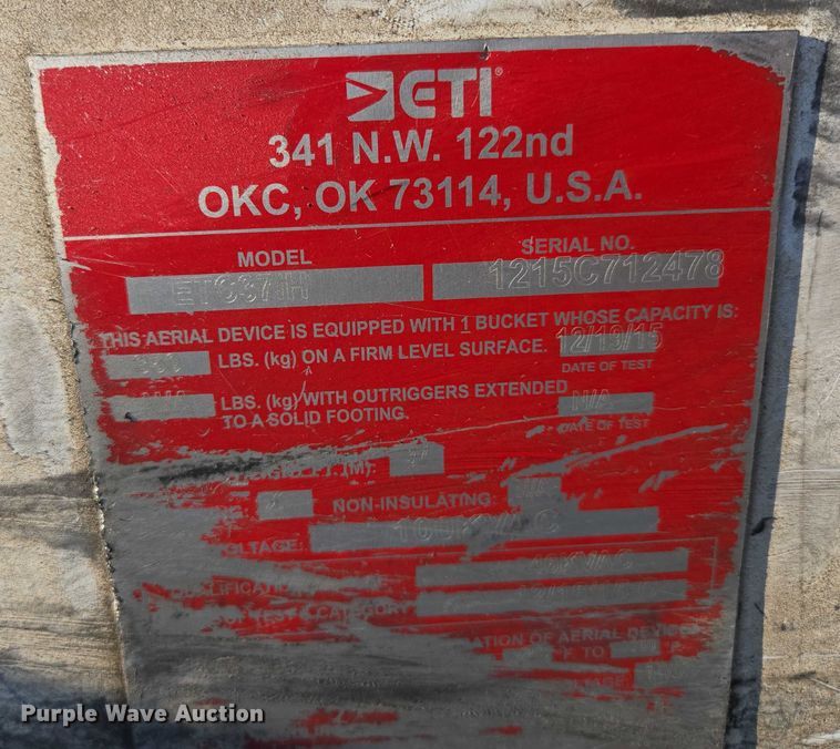 image for item ED2164 2016 Ford F550 Super Duty XL bucket truck